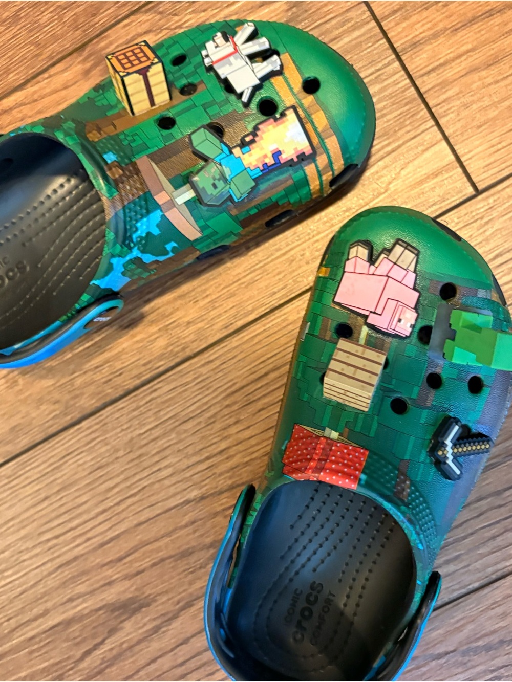 CROCS Kids Green & Black Minecraft Clog with Character Charms